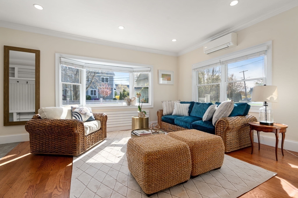 16 Fredette Road Newton, MA 02459 - Photo 8 of 39 Gallery Image 8