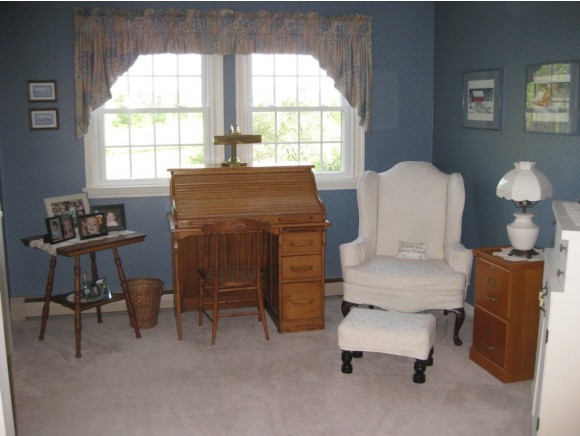 104 Worthley Road Bedford, NH 03110 - Photo 13 of 24 Gallery Image 13