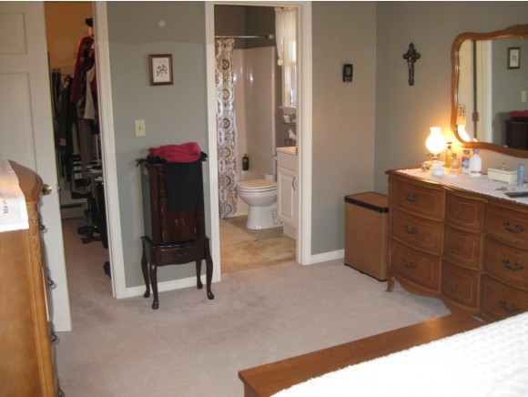 104 Worthley Road Bedford, NH 03110 - Photo 15 of 24 Gallery Image 15