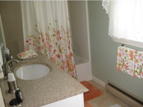 104 Worthley Road Bedford, NH 03110 - Photo 21 of 24 Gallery Image 21