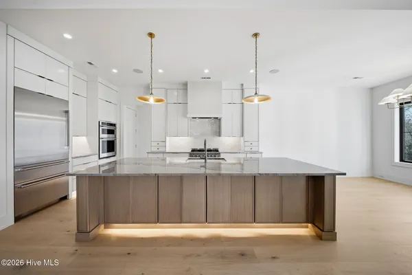 $1,649,000 | 108 Dragonfly Lane, Hampstead, NC 28443