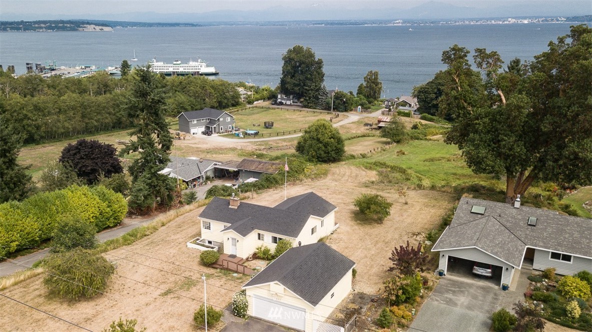 6605 Humphrey Road Clinton, WA 98236 - Photo 33 of 40 Gallery Image 33