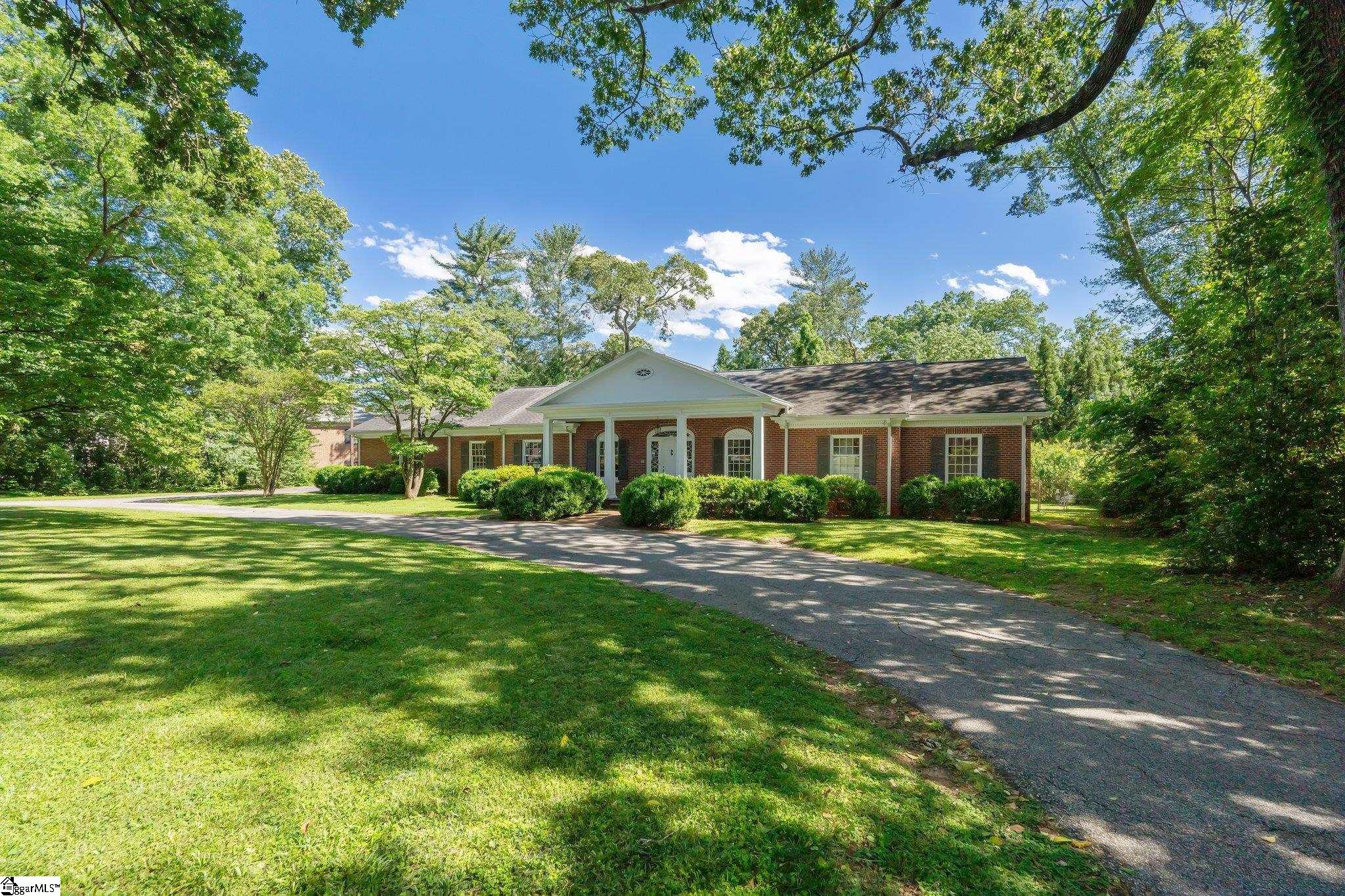 32 Normandy Road Greenville, SC 29615 - Photo 3 of 49 Gallery Image 3
