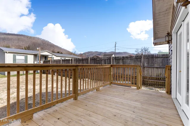 $119,000 | 409 Wood Avenue East, Big Stone Gap, VA 24219