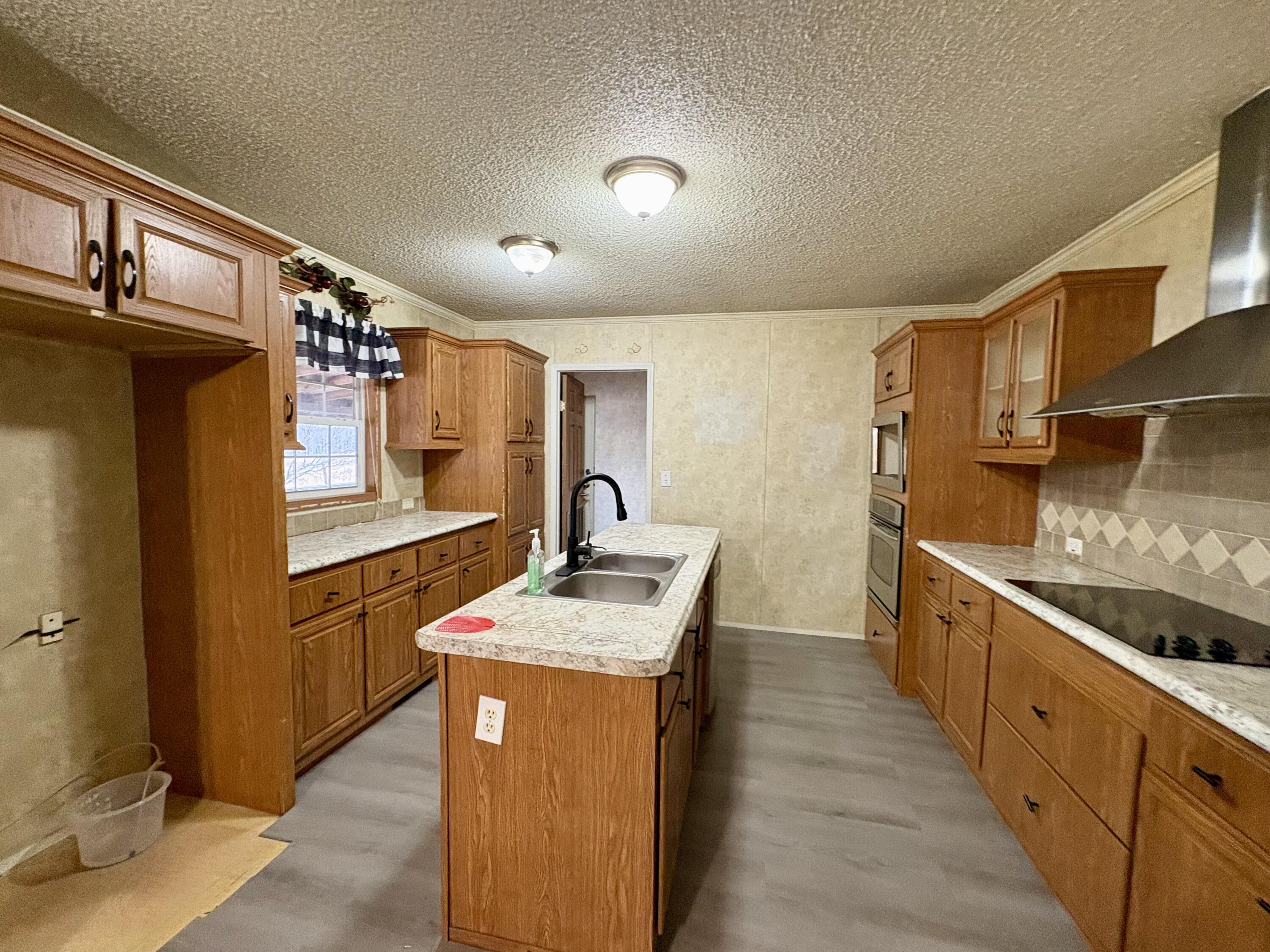 2777 Craig Road Williamsburg, KY 40769 - Photo 22 of 52 IMG_0544