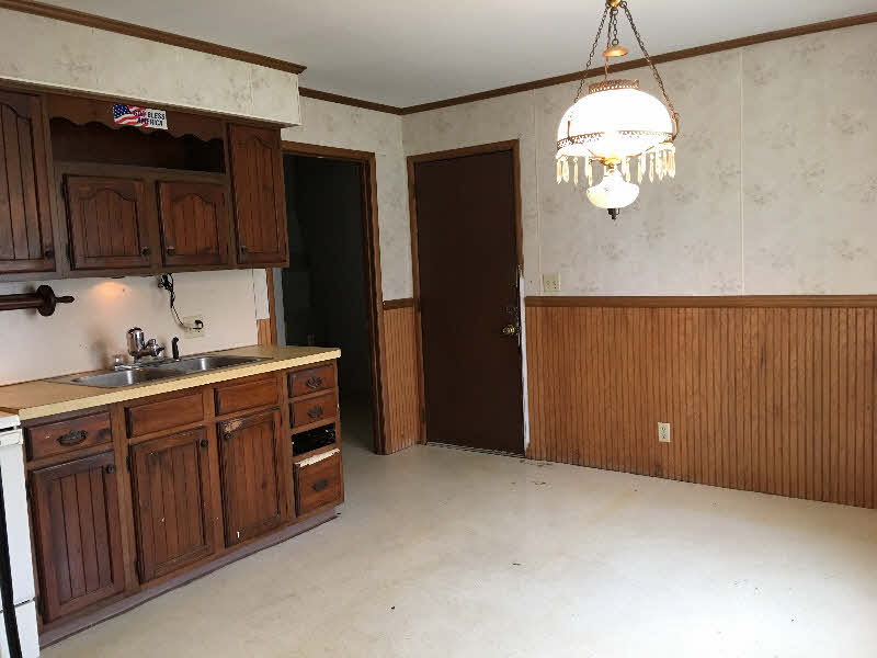 389 North Huron Road Linwood, MI 48634 - Photo 6 of 14 Gallery Image 6