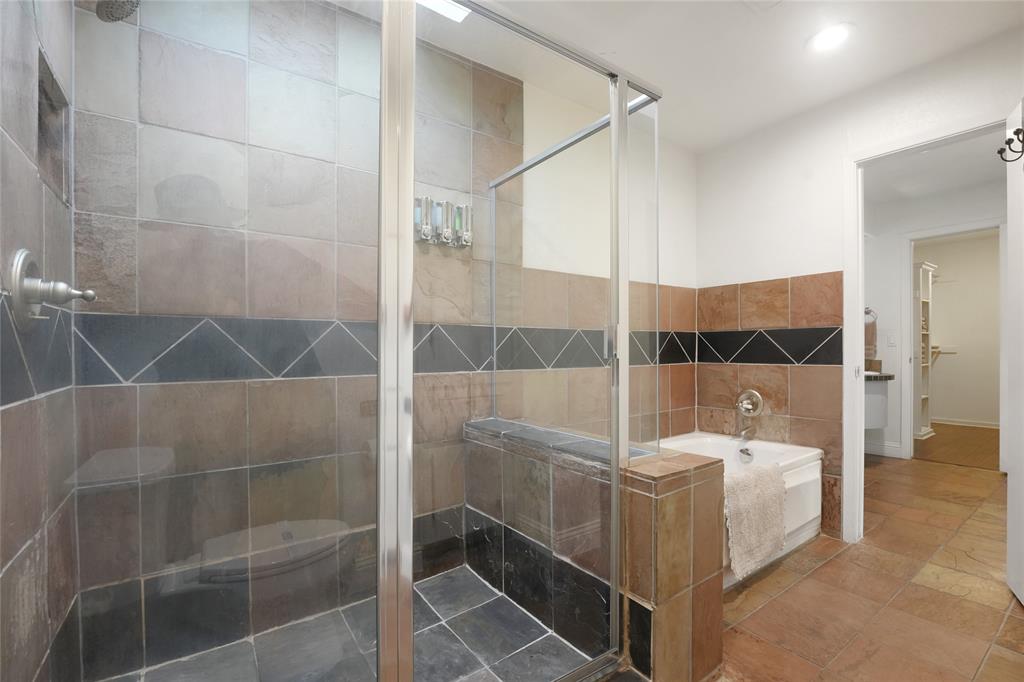 9677 Fallbrook Drive Dallas, TX 75243 - Photo 26 of 40 a bathroom with a shower
