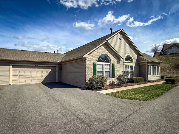 $340,000 | 3053 Kensington Court, Renfrew, PA 16053