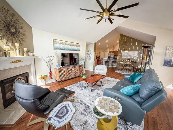 $340,000 | 3053 Kensington Court, Renfrew, PA 16053