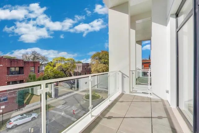 $750,000 | 2456 West Cortez Street, Unit 3E, Chicago, IL 60622