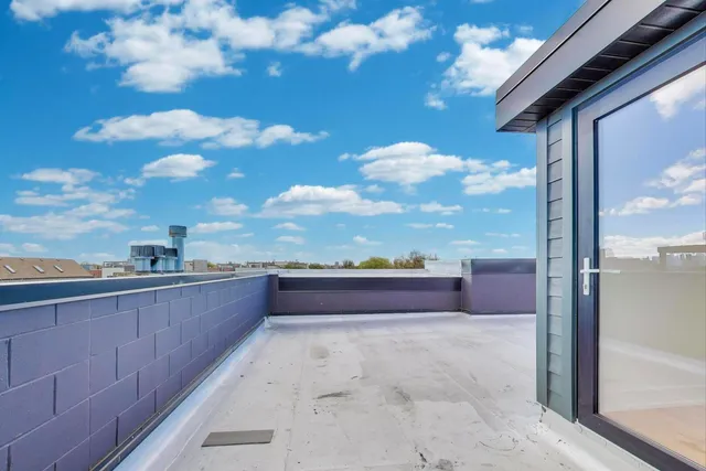 $750,000 | 2456 West Cortez Street, Unit 3E, Chicago, IL 60622