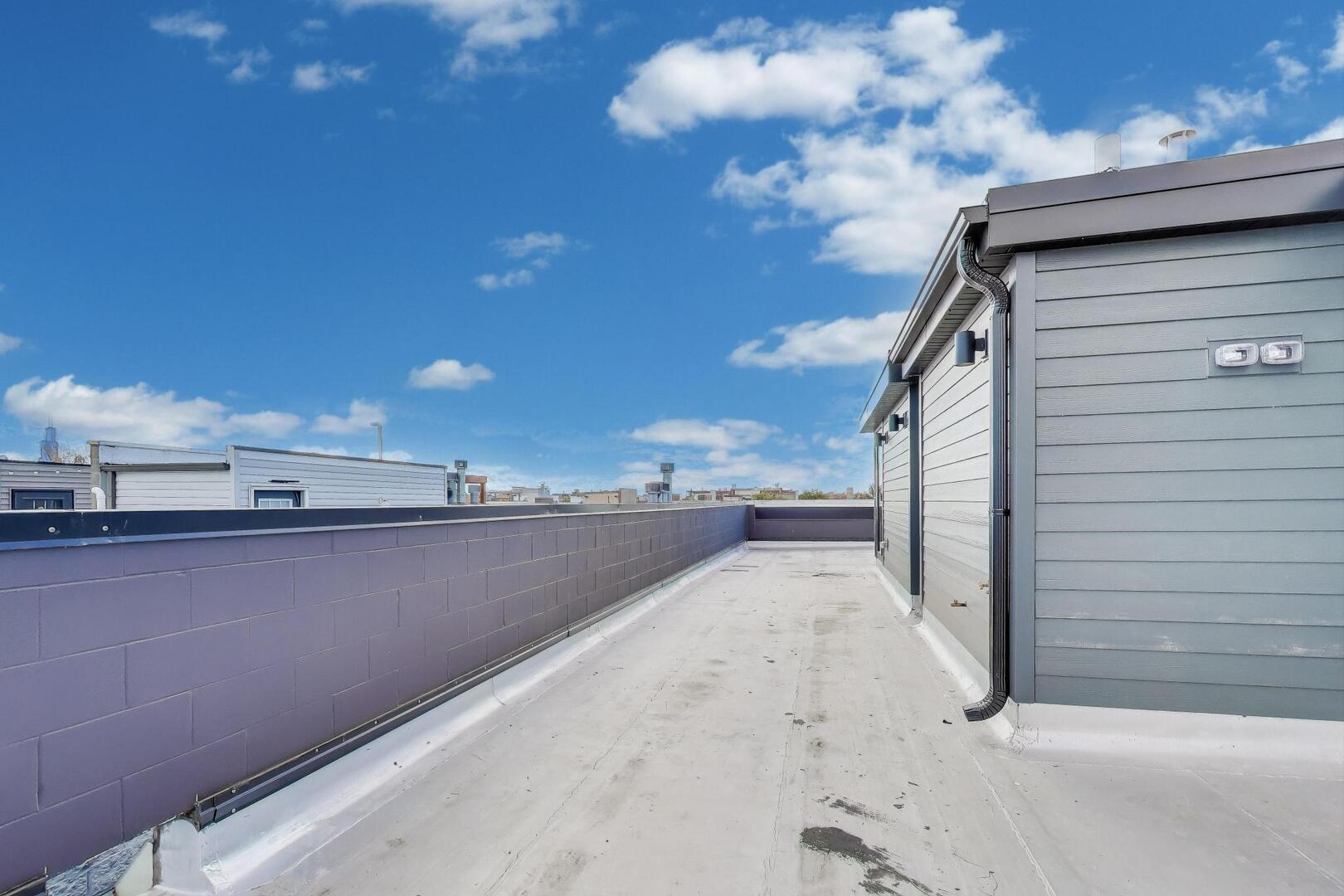 2456 West Cortez Street, Unit 3E Chicago, IL 60622 - Photo 39 of 46 a view of balcony with furniture