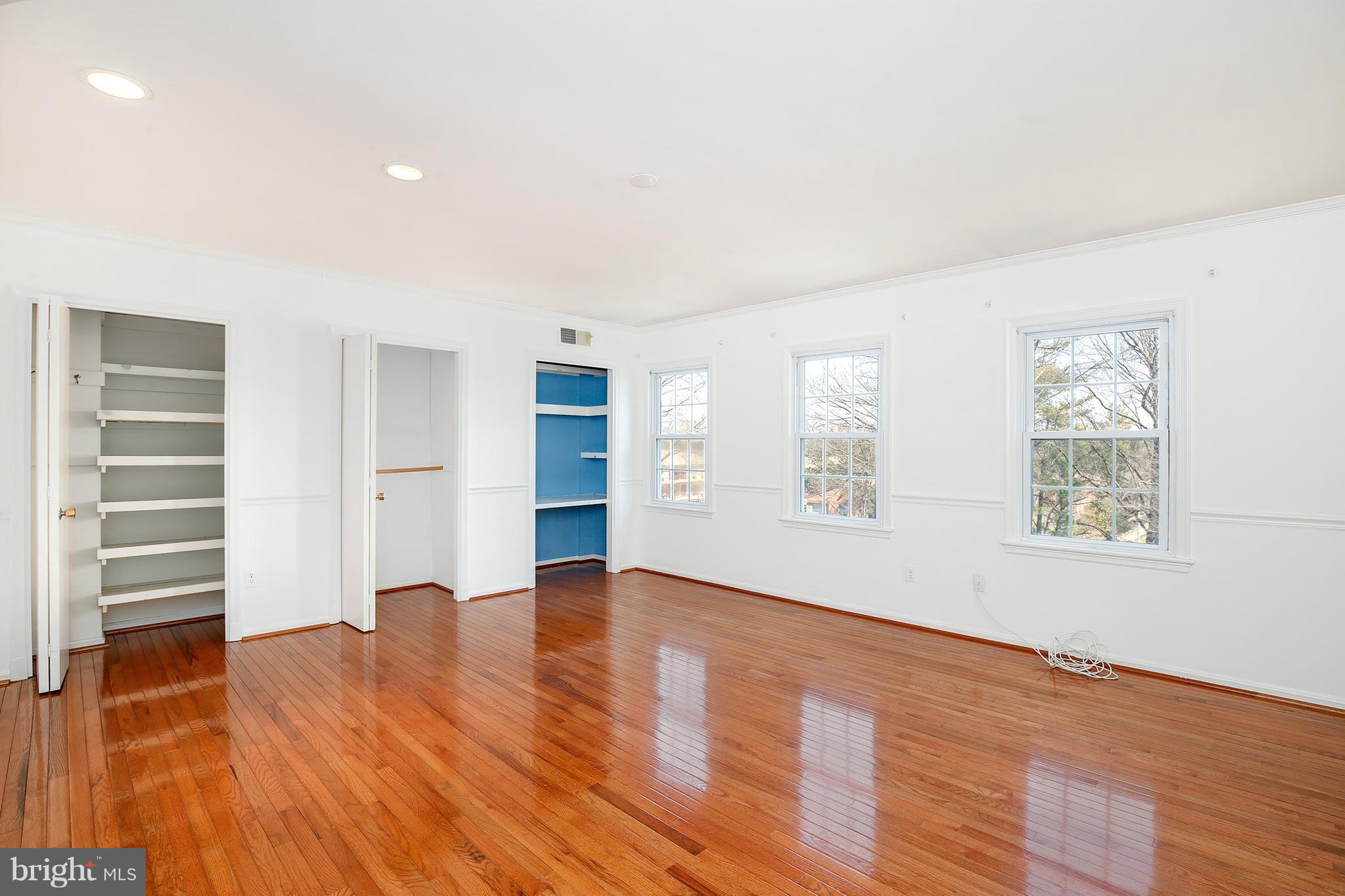4823 Sangamore Road, Unit 11 Bethesda, MD 20816 - Photo 18 of 23 Bedroom (Master)