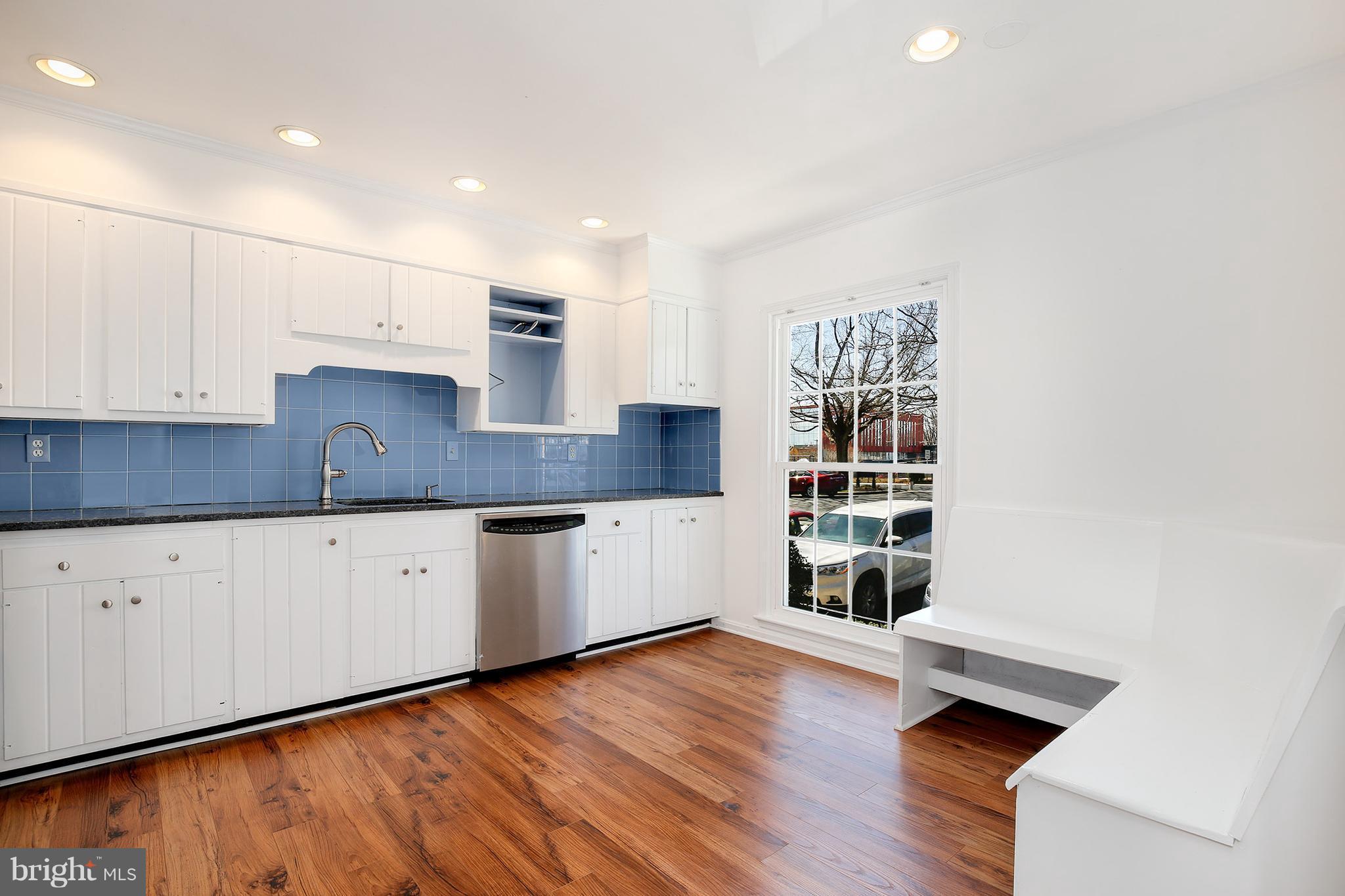 4823 Sangamore Road, Unit 11 Bethesda, MD 20816 - Photo 3 of 23 Kitchen