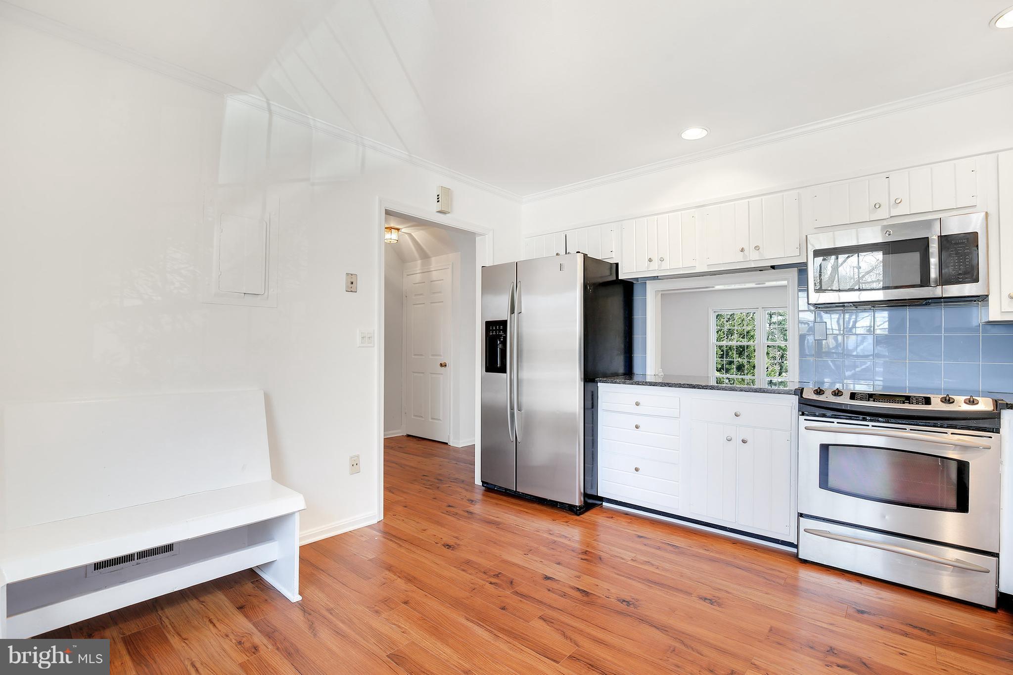 4823 Sangamore Road, Unit 11 Bethesda, MD 20816 - Photo 4 of 23 Kitchen