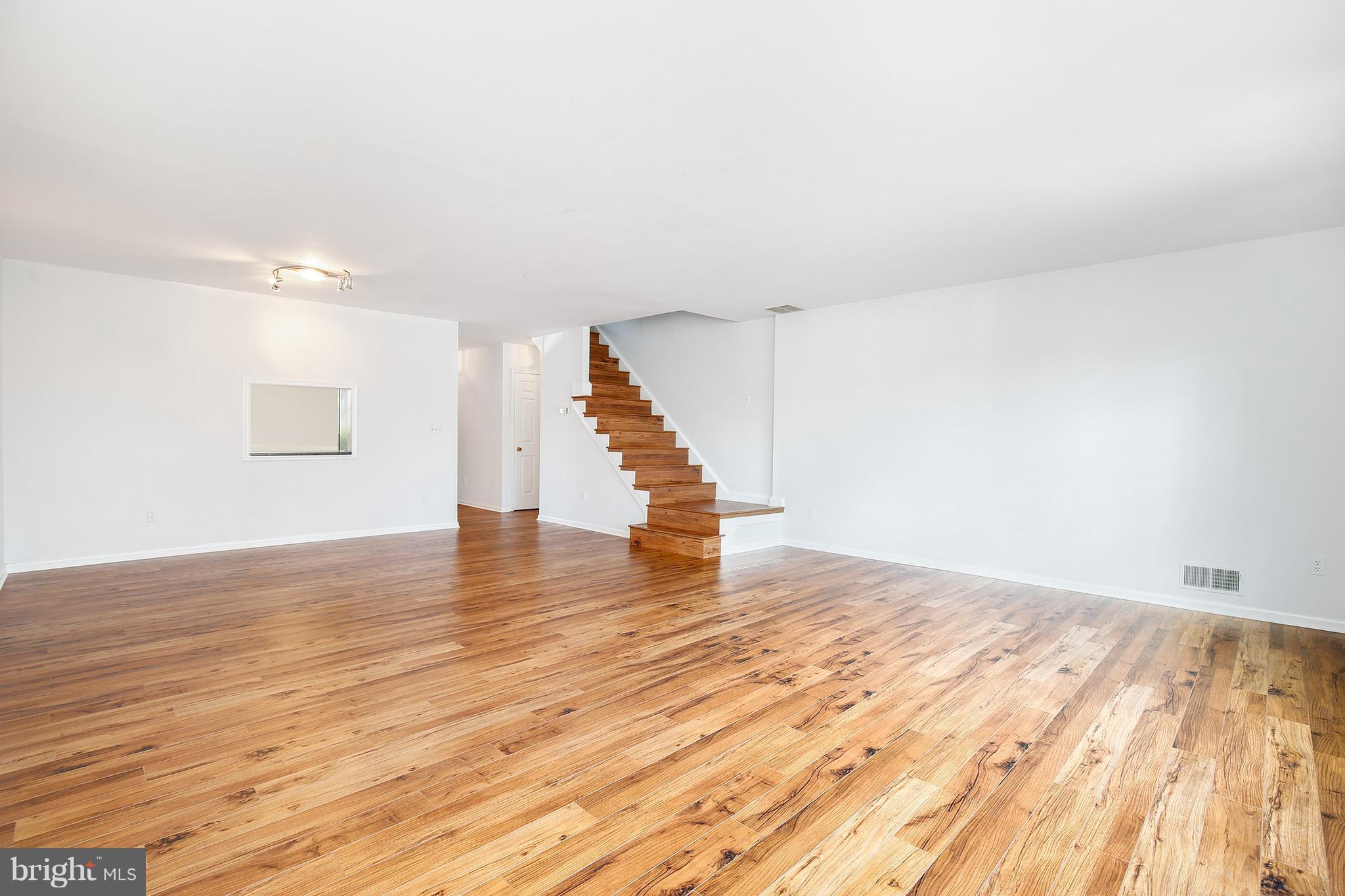4823 Sangamore Road, Unit 11 Bethesda, MD 20816 - Photo 9 of 23 Living Room