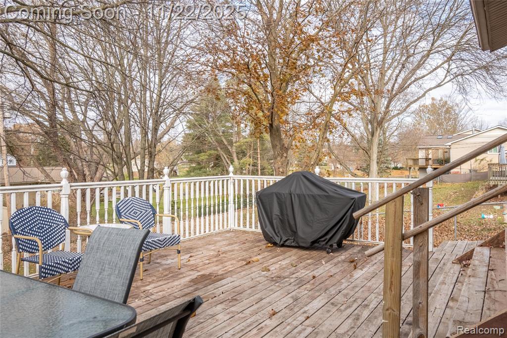 5333 Waterford Road Clarkston, MI 48346 - Photo 47 of 59 Gallery Image 47
