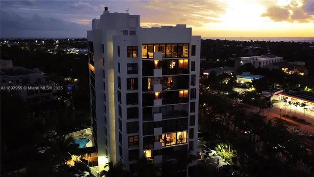 $799,000 | 77 Crandon Boulevard, Unit 3C, Key Biscayne, FL 33149