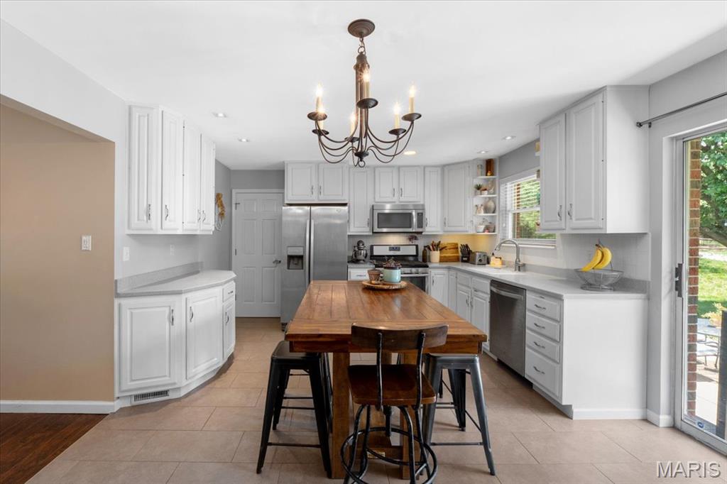 6441 Farmcrest Road St. Louis, MO 63129 - Photo 11 of 47 Gallery Image 11