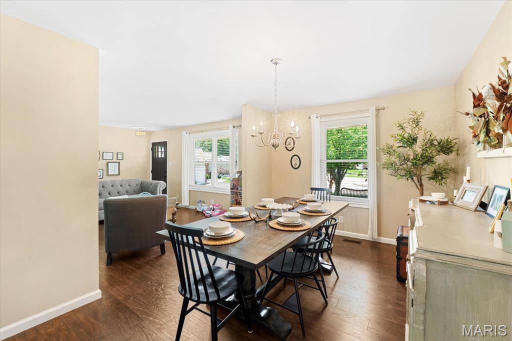 6441 Farmcrest Road St. Louis, MO 63129 - Photo 7 of 47 Gallery Image 7
