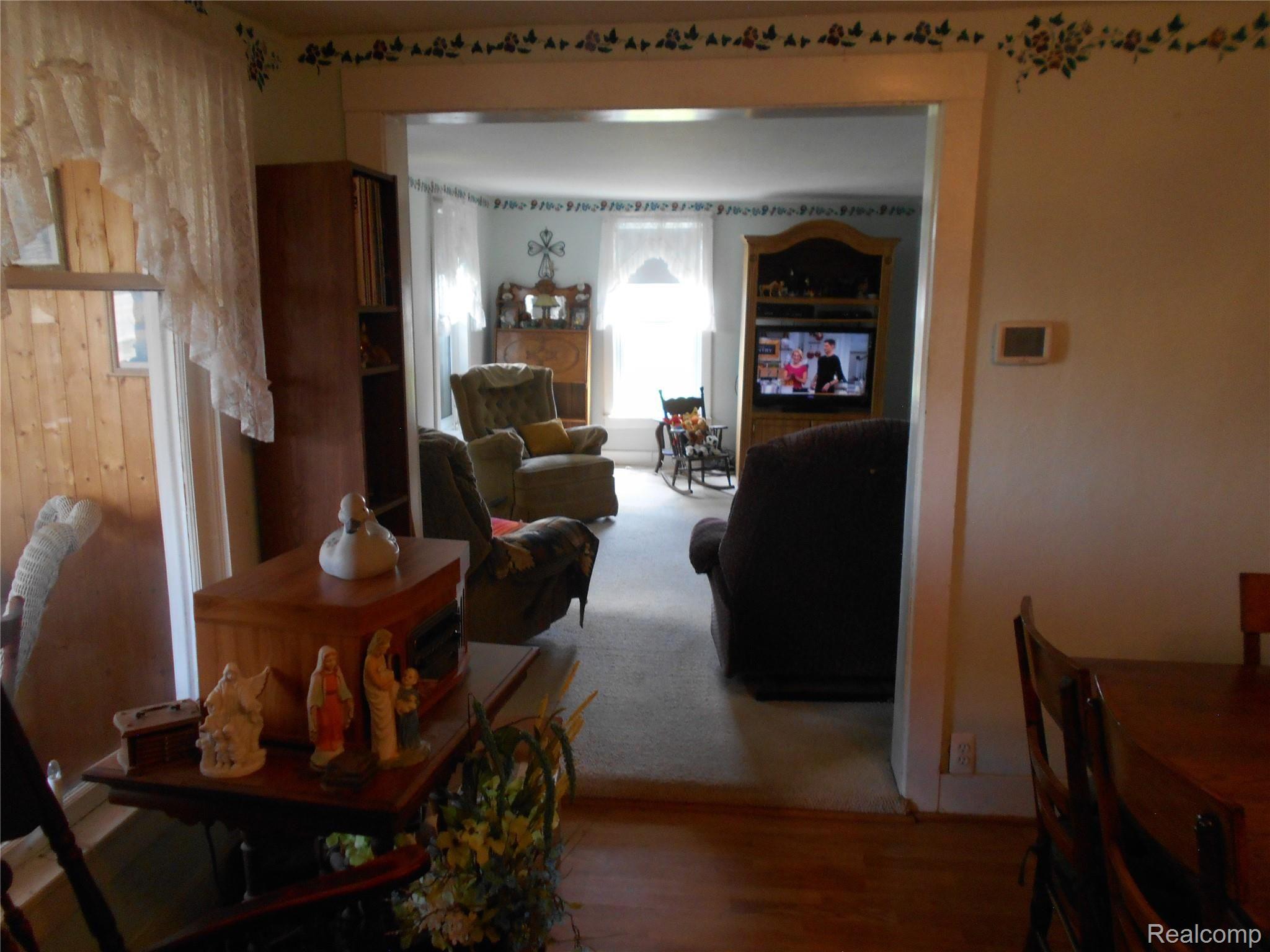 2479 Valentine Road Lapeer, MI 48446 - Photo 19 of 33 DSCN0646.JPG