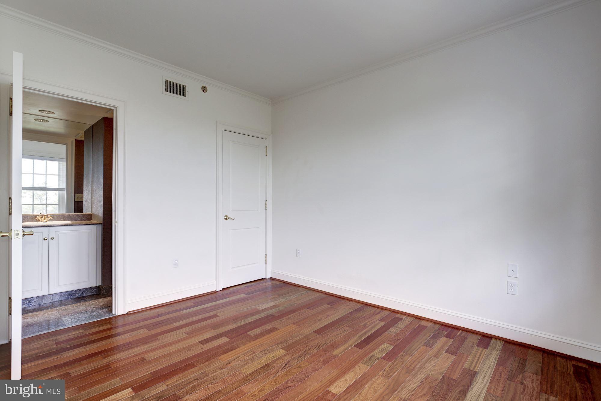 2229 Bancroft Place Northwest, Unit 402 Washington, DC 20008 - Photo 12 of 18 Bedroom 2