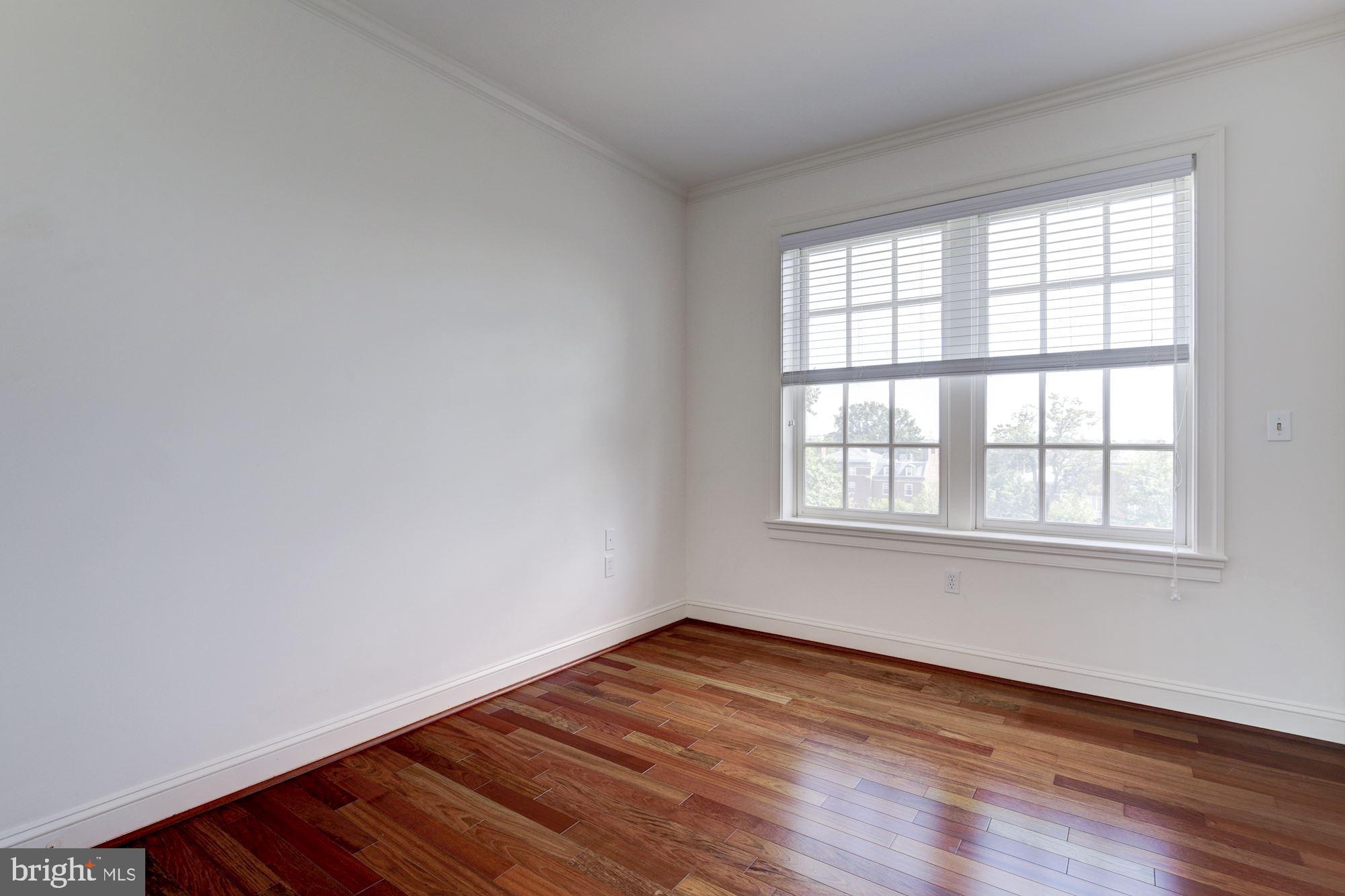 2229 Bancroft Place Northwest, Unit 402 Washington, DC 20008 - Photo 13 of 18 Bedroom 2