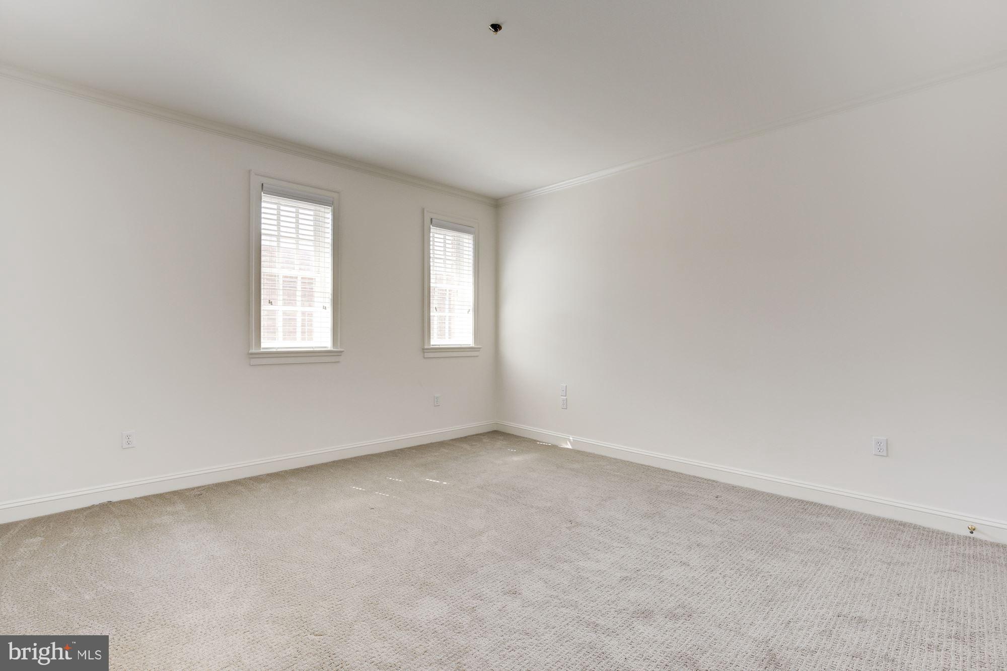2229 Bancroft Place Northwest, Unit 402 Washington, DC 20008 - Photo 5 of 18 Master Bedroom