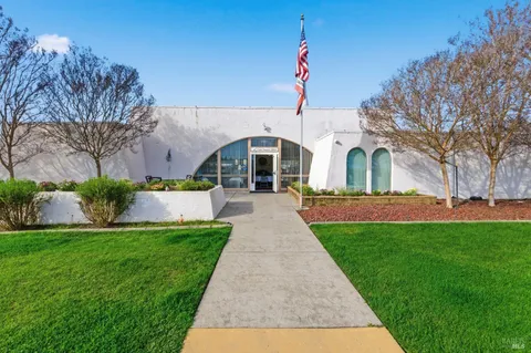 $220,000 | 99 Hacienda Drive, Napa, CA 94558