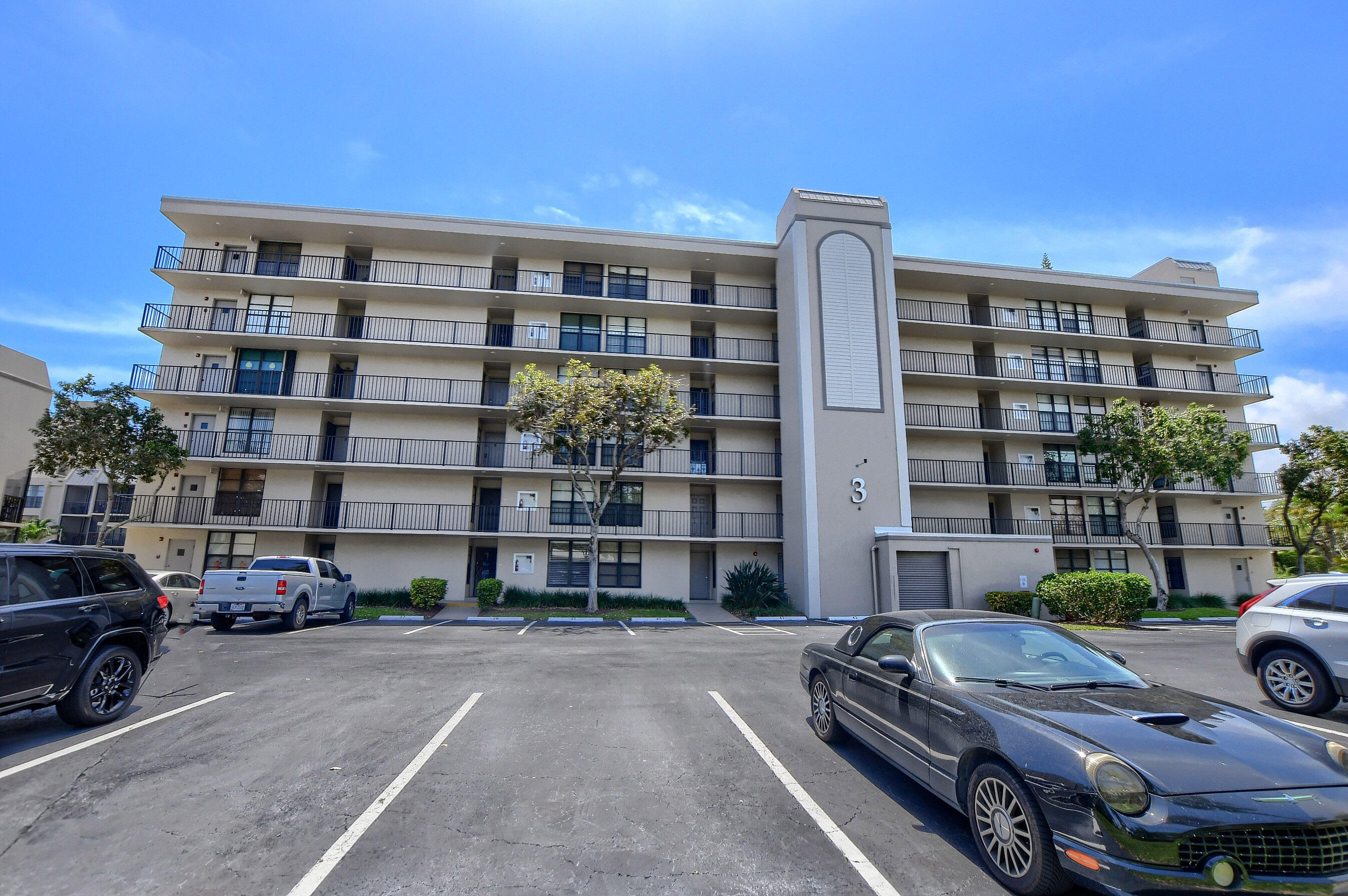 3 Royal Palm Way, Unit 403 Boca Raton, FL 33432 - Photo 1 of 41 38_ebf_7238-hdr(5)