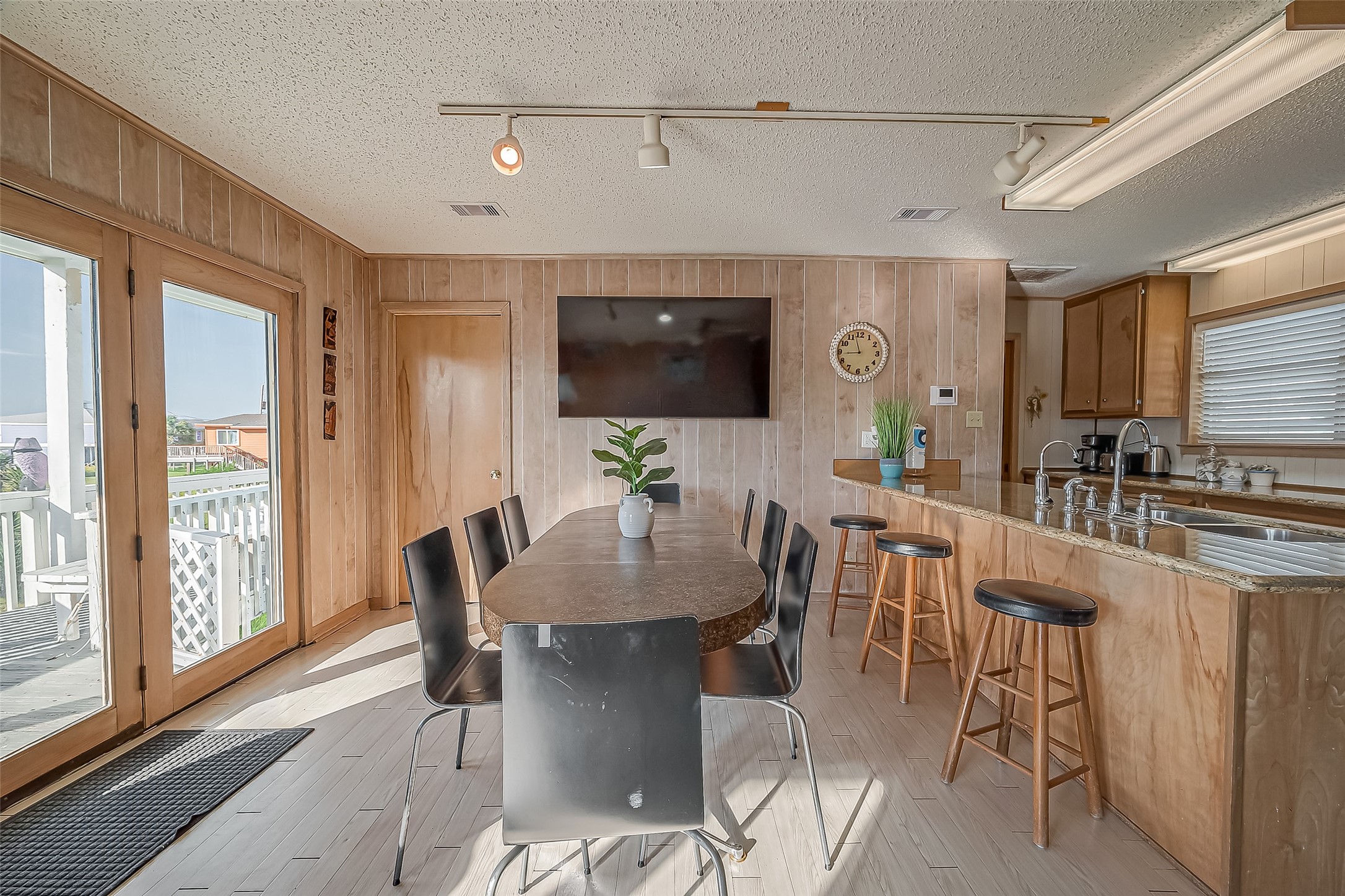 4406 Pabst Road Galveston, TX 77554 - Photo 19 of 23