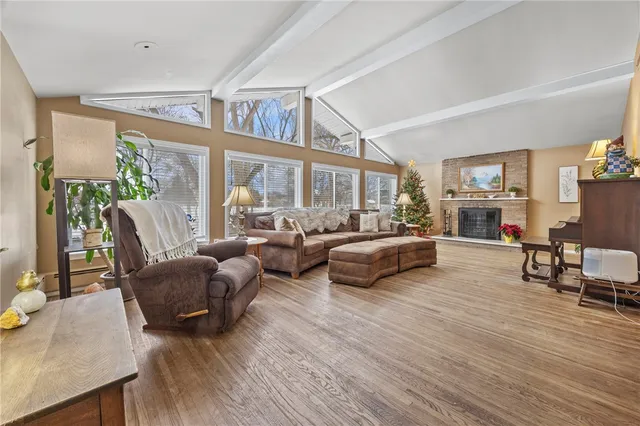 $314,900 | 74 Creek Meadow Lane, Greece, NY 14626