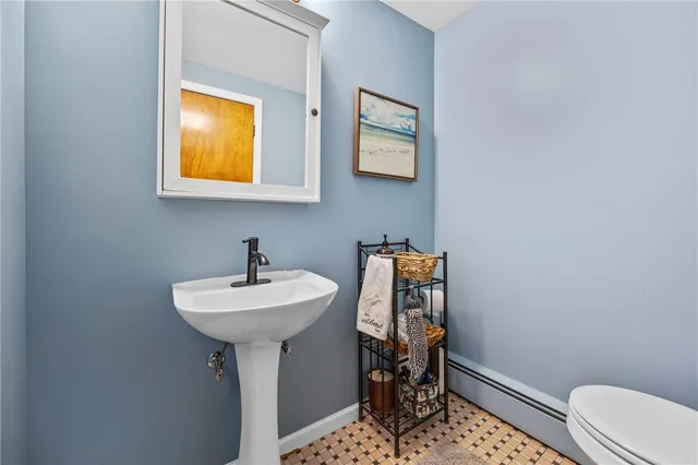 $314,900 | 74 Creek Meadow Lane, Greece, NY 14626