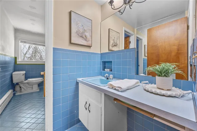 $314,900 | 74 Creek Meadow Lane, Greece, NY 14626