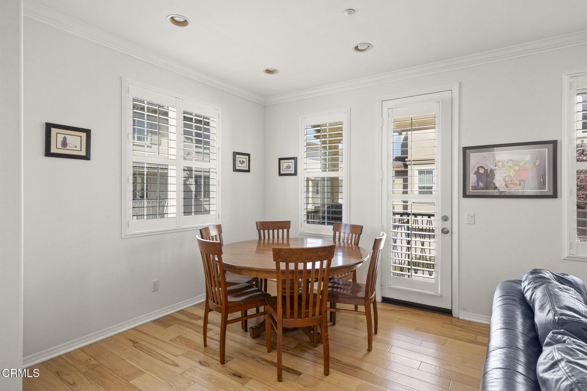 1251 Bayside Circle Oxnard, CA 93035 - Photo 14 of 43 14-web-or-mls-Upmarketmedia_1251Bay-58