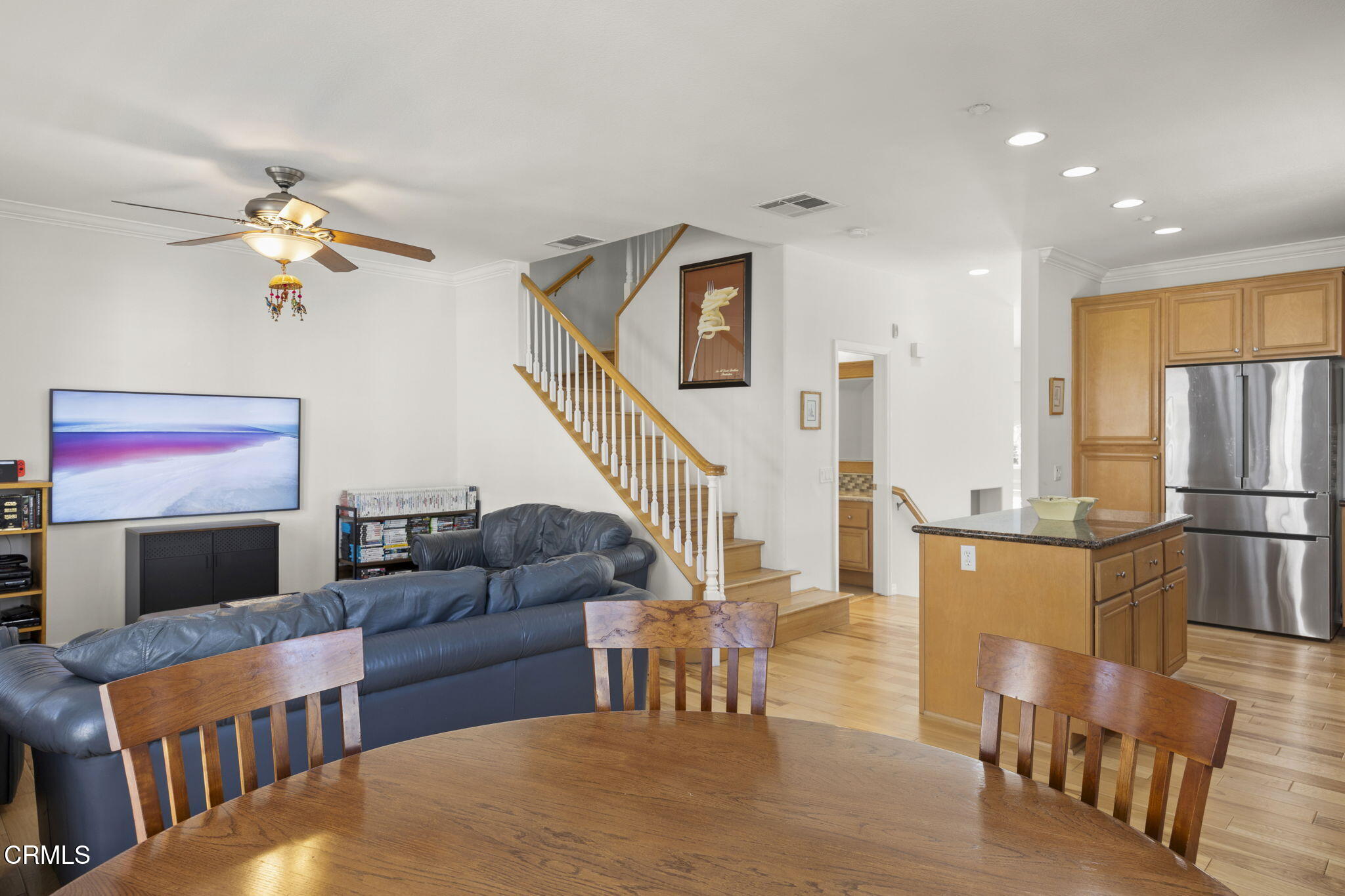 1251 Bayside Circle Oxnard, CA 93035 - Photo 15 of 43 15-web-or-mls-Upmarketmedia_1251Bay-69