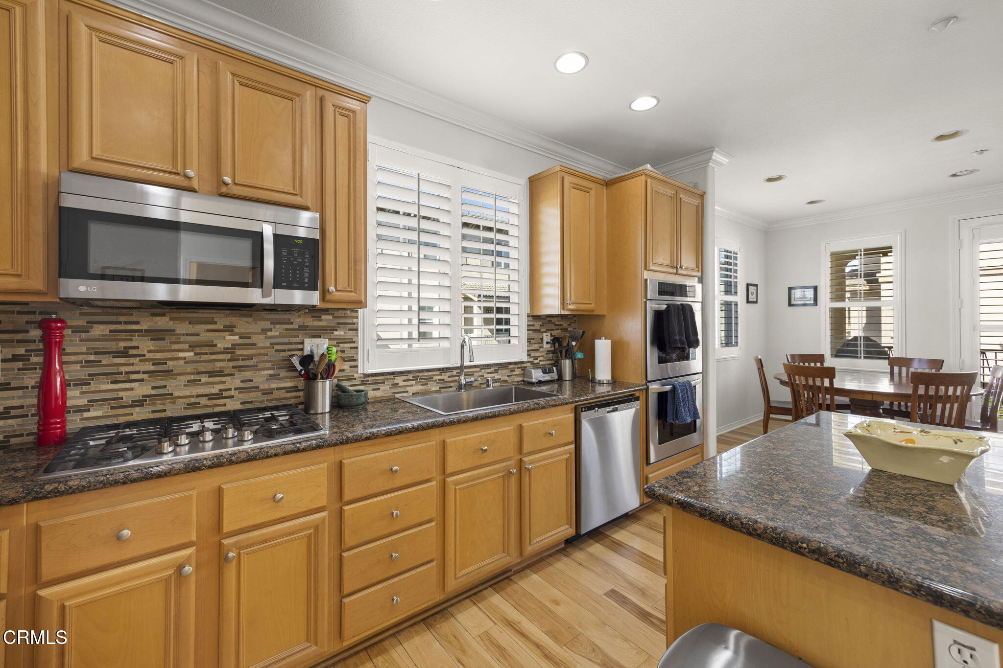 1251 Bayside Circle Oxnard, CA 93035 - Photo 18 of 43 18-web-or-mls-Upmarketmedia_1251Bay-48