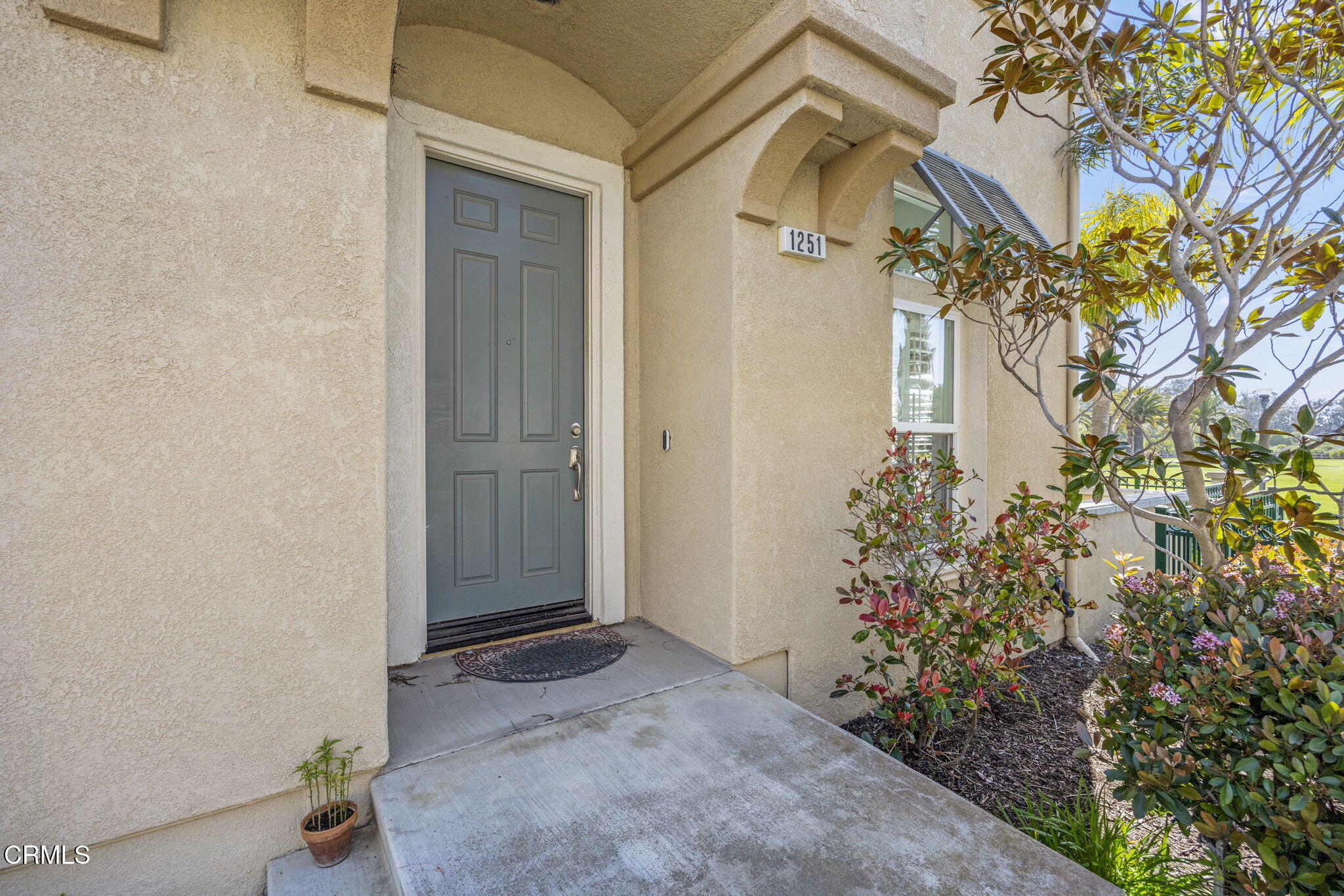 1251 Bayside Circle Oxnard, CA 93035 - Photo 2 of 43 2-web-or-mls-Upmarketmedia_1251Bay-4