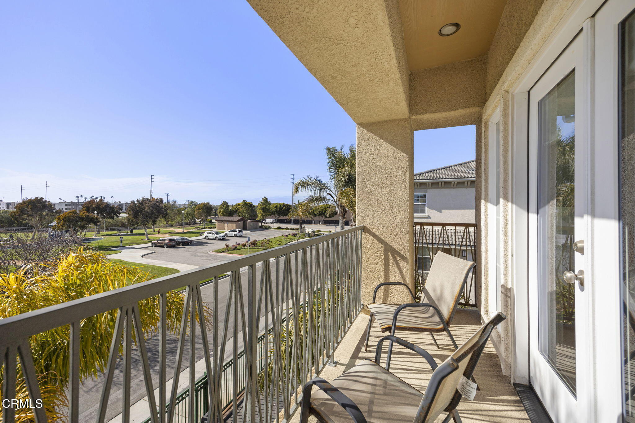 1251 Bayside Circle Oxnard, CA 93035 - Photo 28 of 43 28-web-or-mls-Upmarketmedia_1251Bay-100