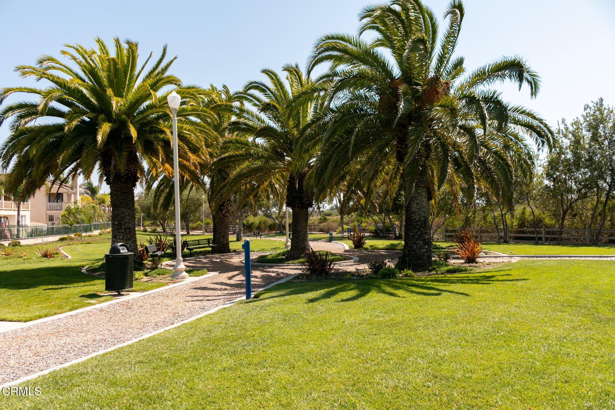 1251 Bayside Circle Oxnard, CA 93035 - Photo 42 of 43 48-web-or-mls-UpmarketMedia_Westport-7