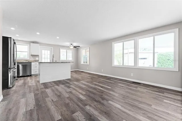 $1,400 | 2714 Vindale Road, Tavares, FL 32778