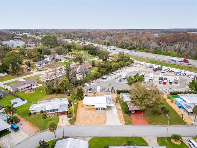 $1,400 | 2714 Vindale Road, Tavares, FL 32778