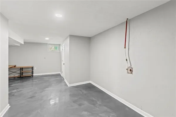 $415,000 | 5977 Southeast 208th Street, Holt, MO 64048