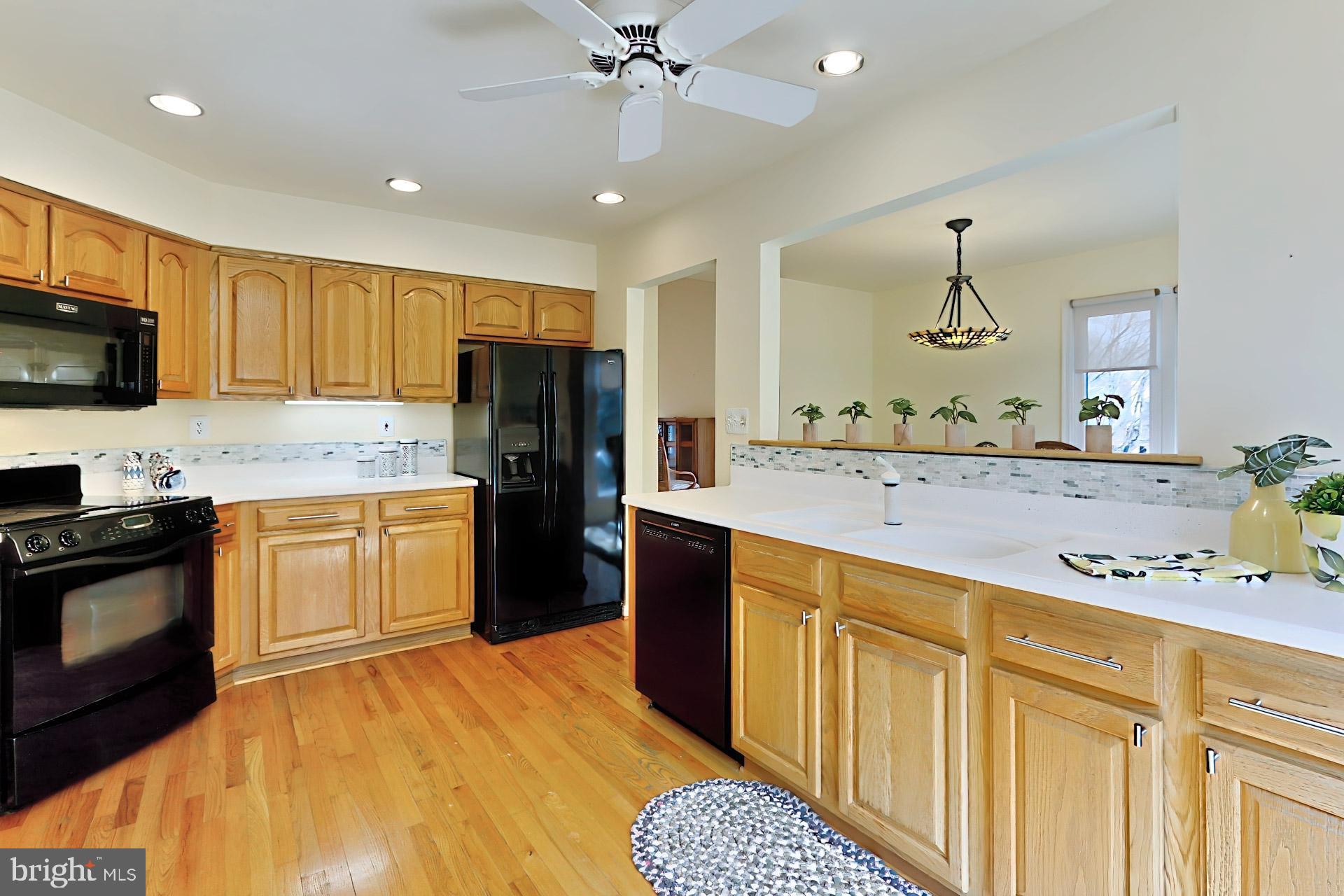 1250 Wedgewood Manor Way Reston, VA 20194 - Photo 16 of 52
