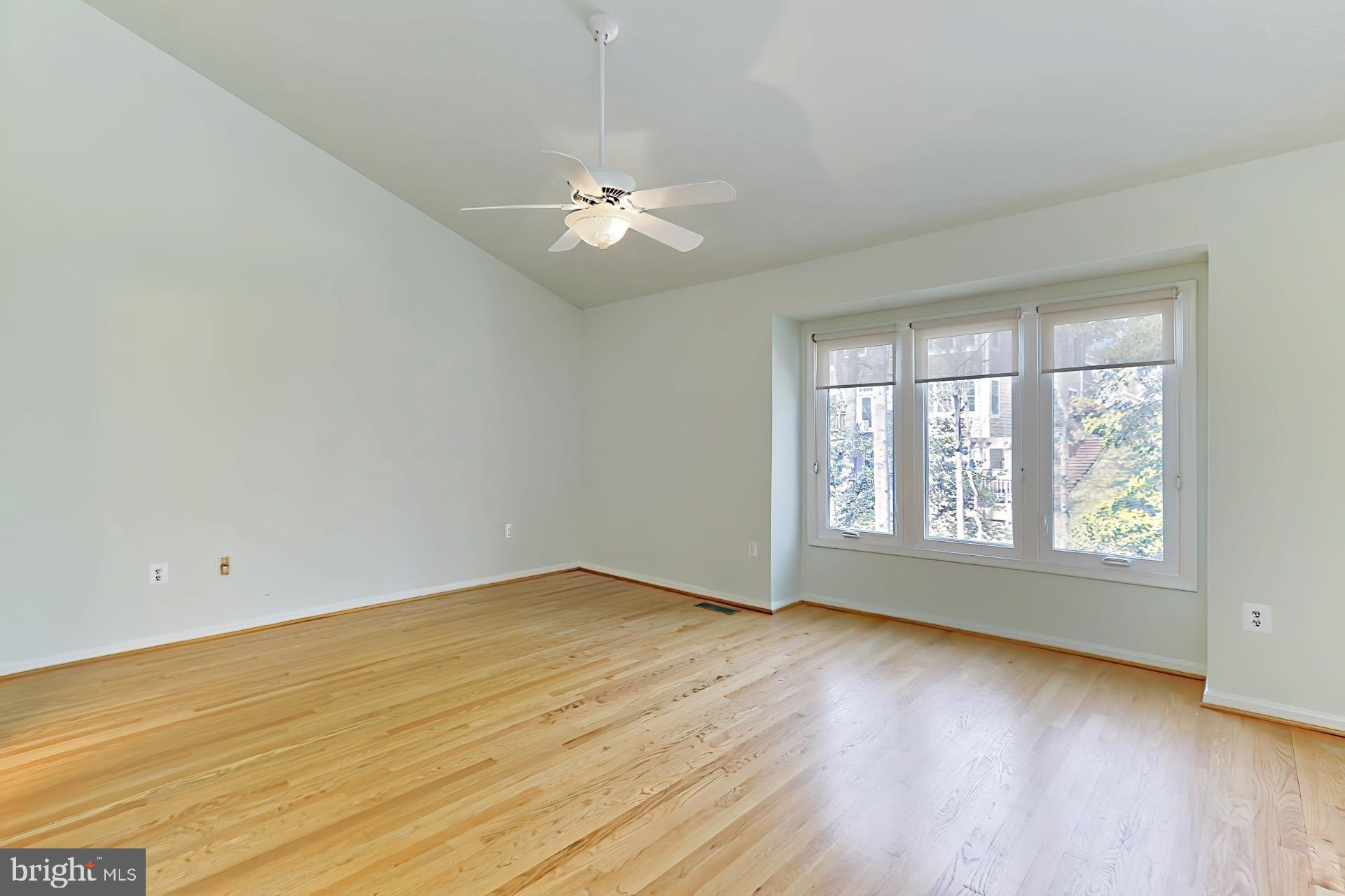 1250 Wedgewood Manor Way Reston, VA 20194 - Photo 23 of 52