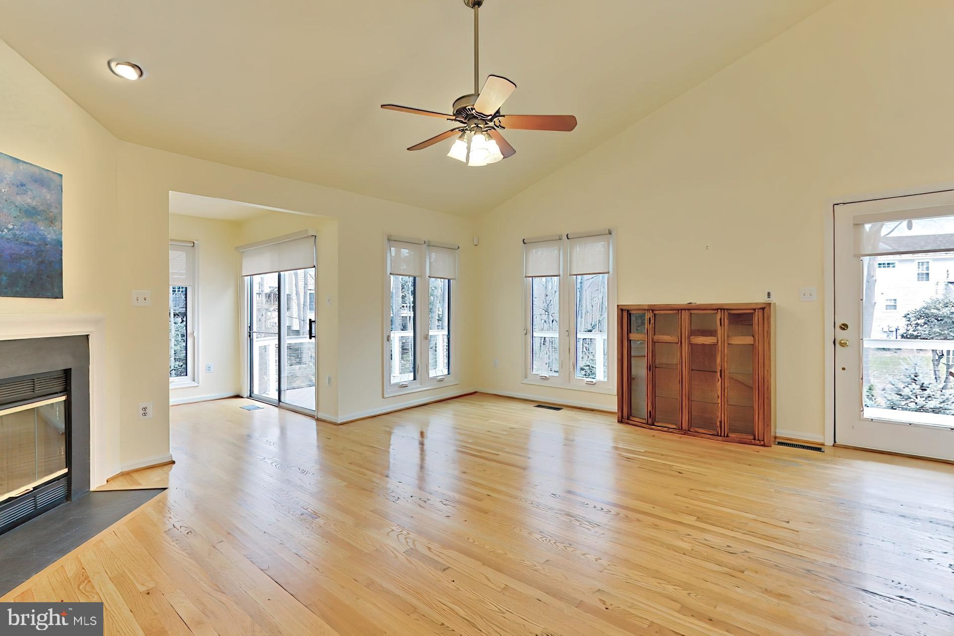 1250 Wedgewood Manor Way Reston, VA 20194 - Photo 10 of 52