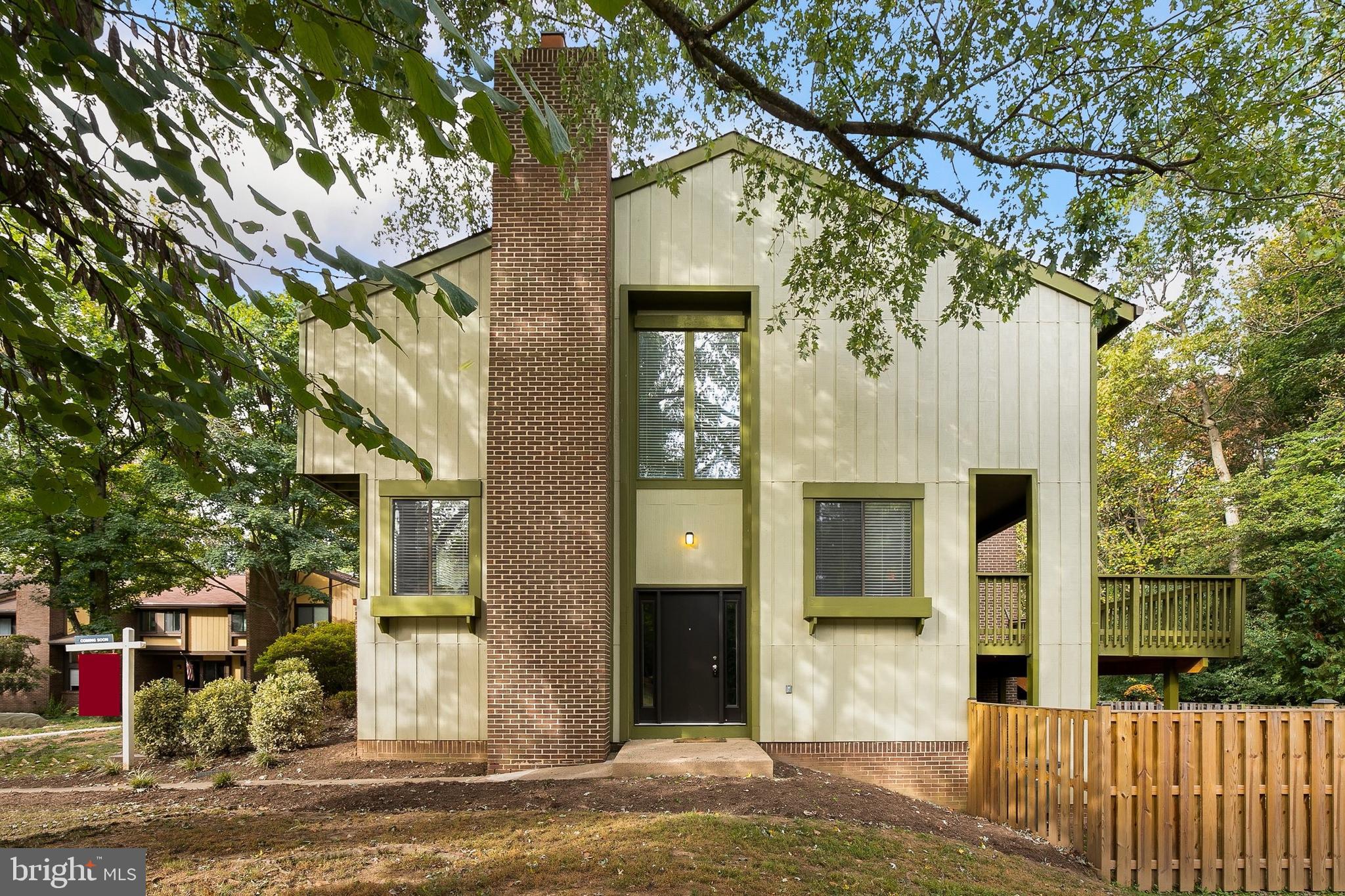 2126 Glencourse Lane Reston, VA 20191 - Photo 1 of 41 Gallery Image 1