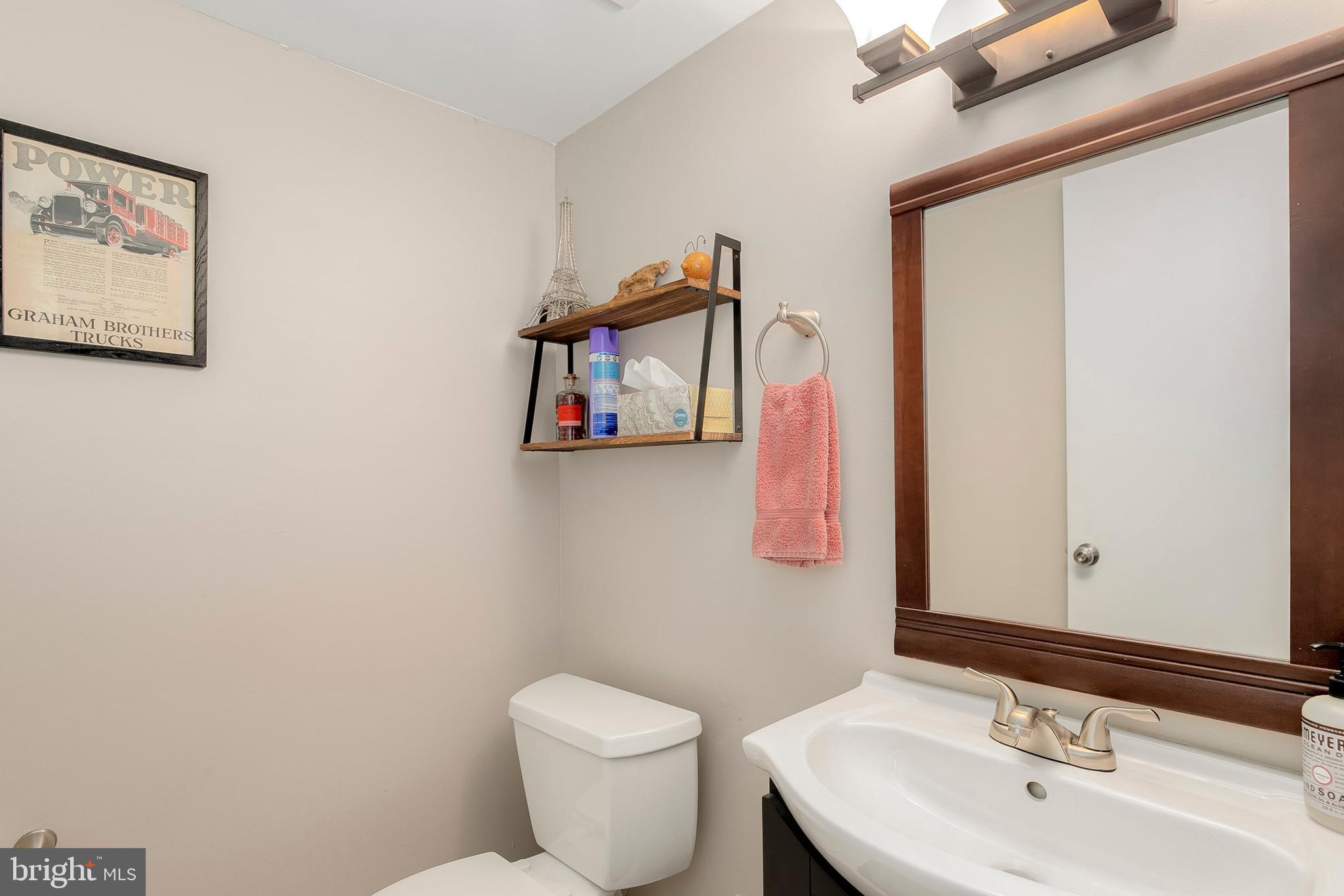 2126 Glencourse Lane Reston, VA 20191 - Photo 29 of 41 Gallery Image 29