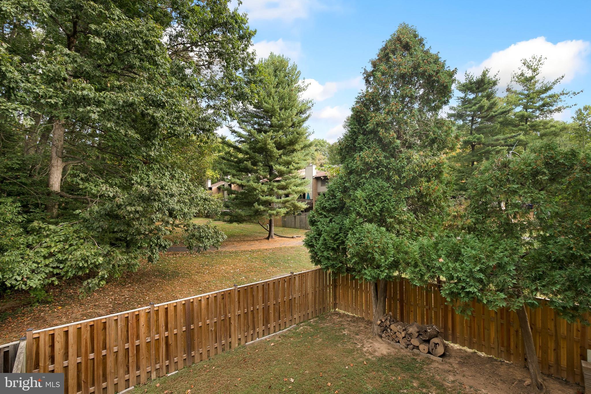 2126 Glencourse Lane Reston, VA 20191 - Photo 39 of 41 Gallery Image 39