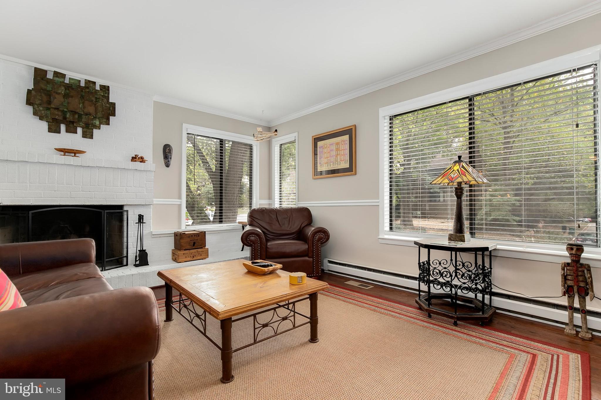 2126 Glencourse Lane Reston, VA 20191 - Photo 7 of 41 Gallery Image 7